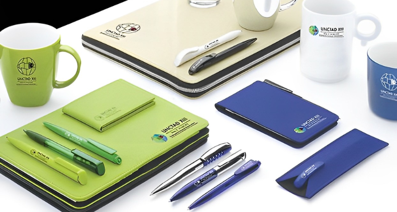 uv printing for corporate gifts in dubai